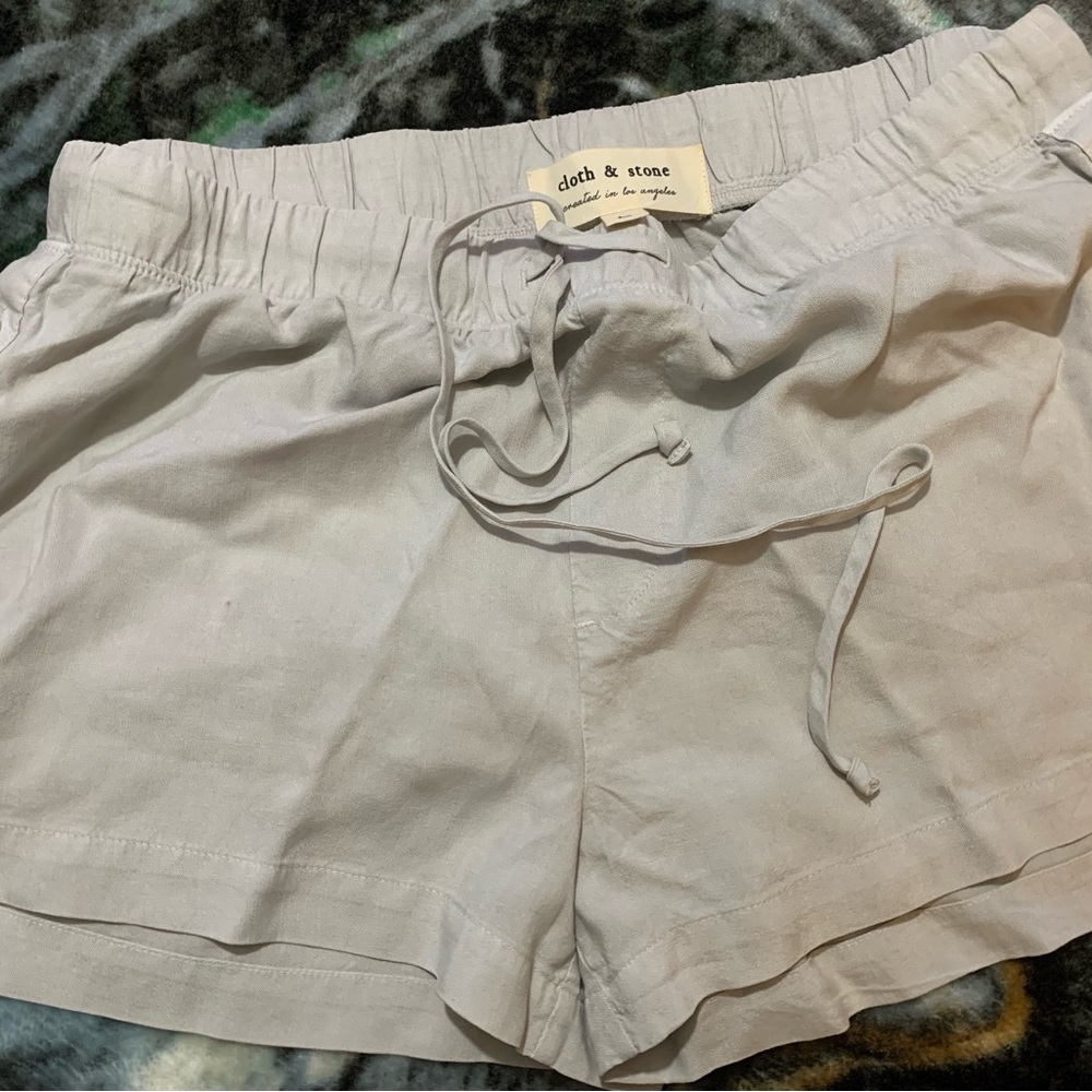 Cloth& stone WOMENS shorts size M
